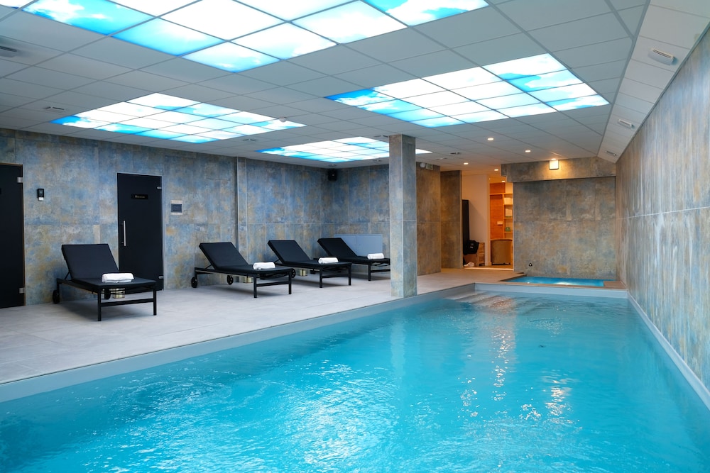 Les Allues Vacations - Madame Vacances Hotel Le Mottaret - Property Image 10