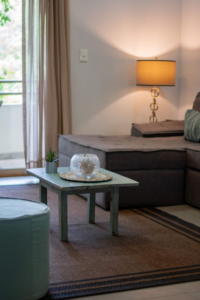 Super Spacious Apartment With Pool in Aldea Zama