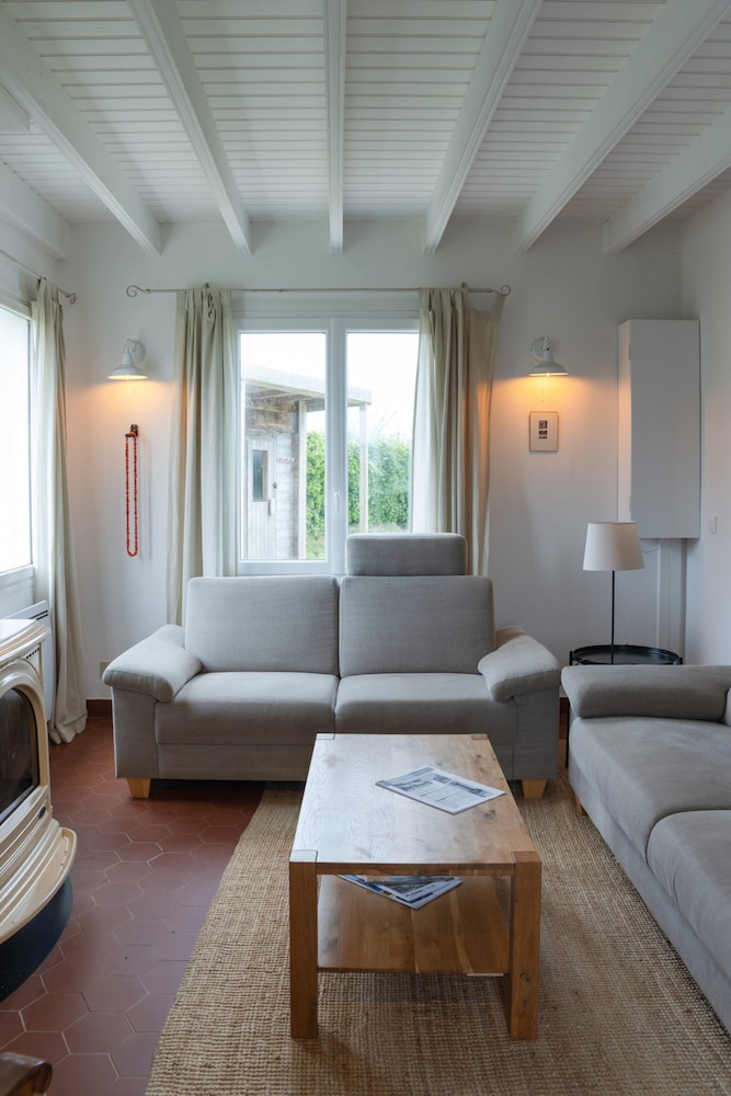 House in Portsall Near Plage Aux Vaches