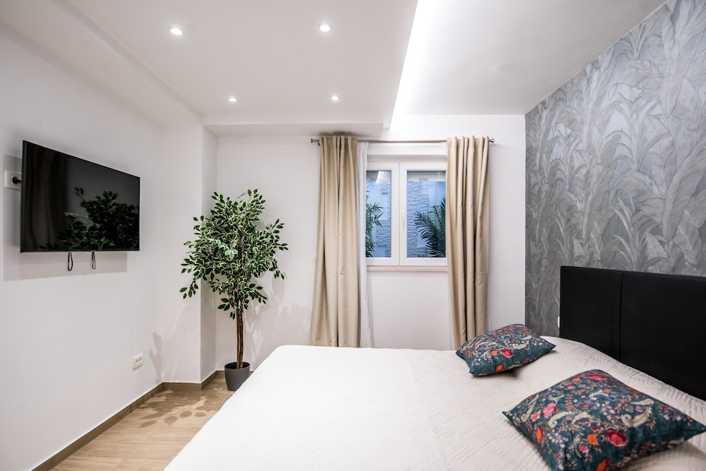 Dubrovnik Spectrum Rooms