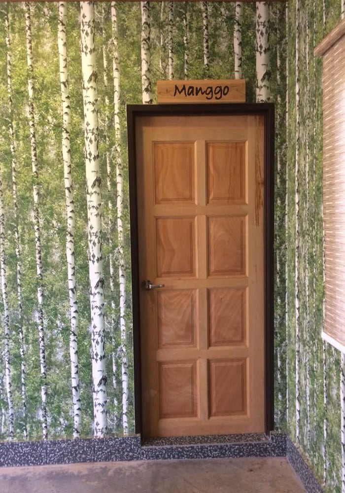 Kelulut Lodge