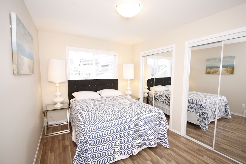 Hampton 3bd 2br near Airport