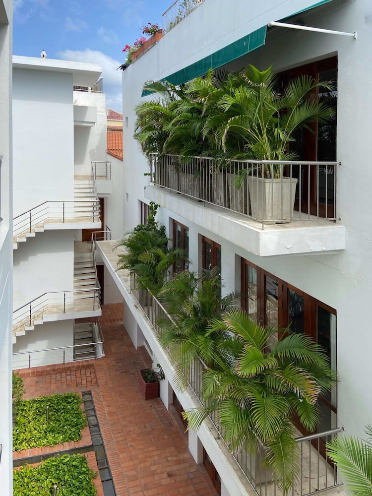 w Wonderful 2BR w AC in Sunny Cartagena