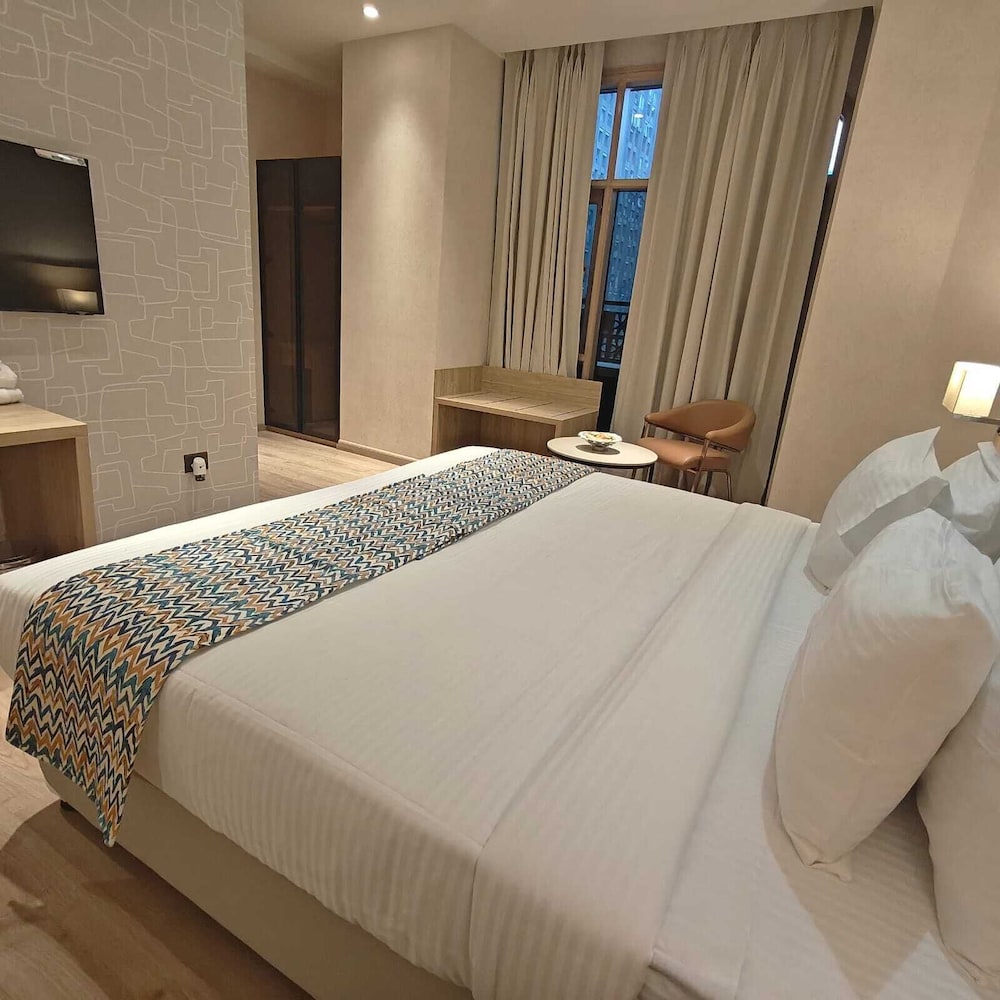Bluestone Prime by The Cosy Hotels