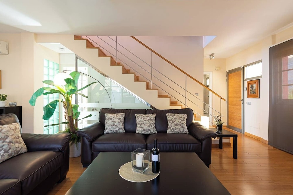 Villa Canarias