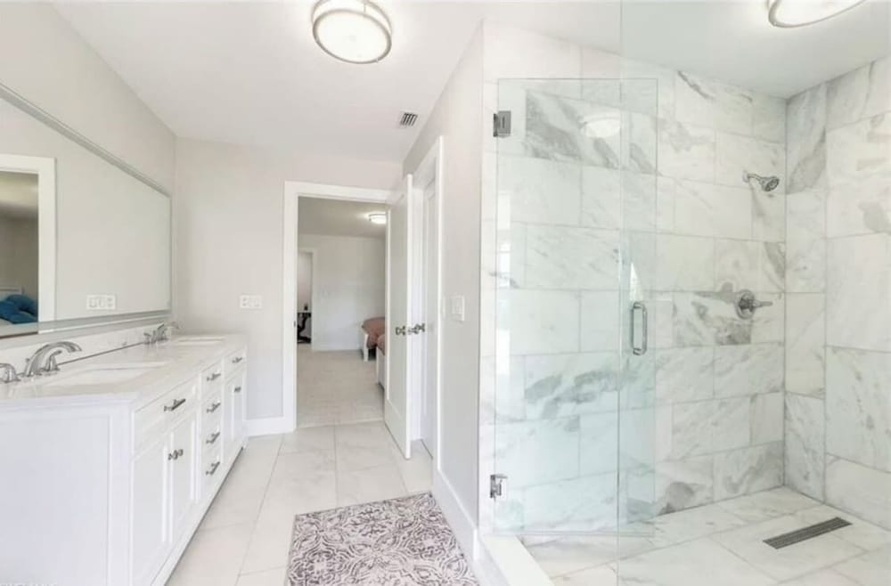 Oceanfront Retreat in Fort Myers - 3 Bedrooms, Private Pool