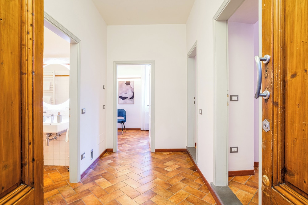 Condotta 16 Apartments