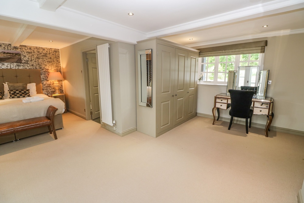Bodmin Country House