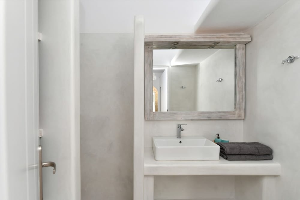 Happy 2-bedroom sea View House Pool Jacuzzi