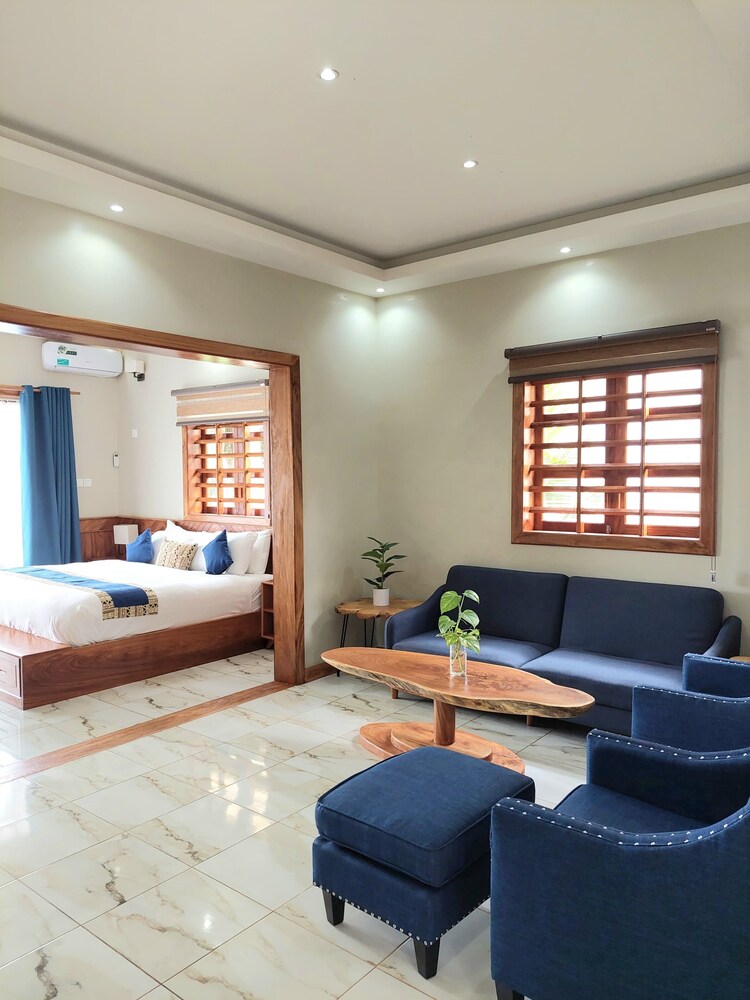 Mozza Beach Resort