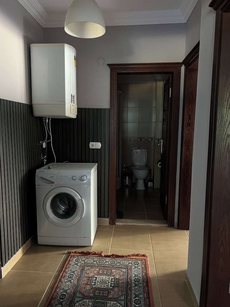 Has Home Nozbart