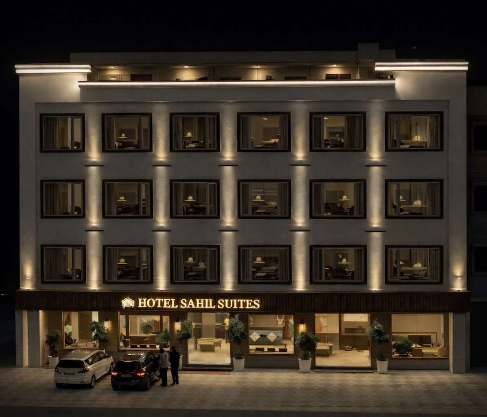 Hotel Sahil Suites