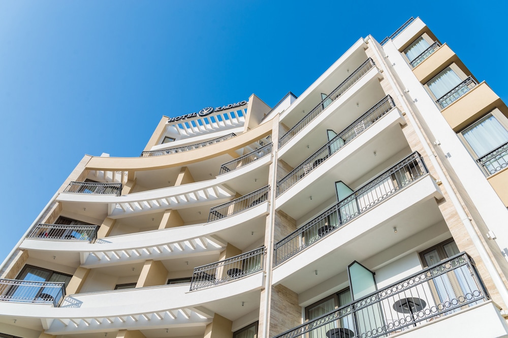 Hotel Kadmo by Aycon - Image 1