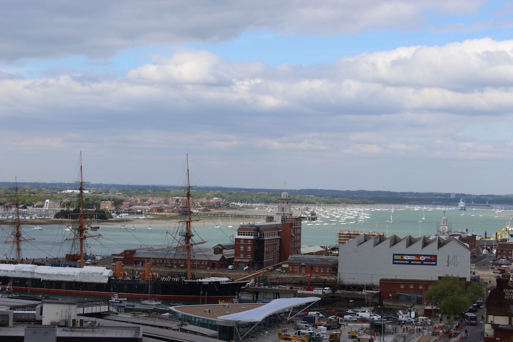 Gunwharf Quays Apartments
