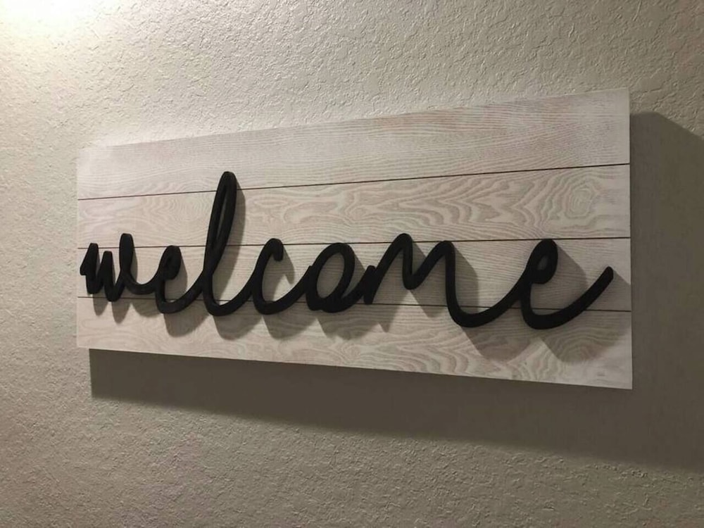Tideview 66 · NEW Luxury 3 Suites Resort Home. Sleep 9