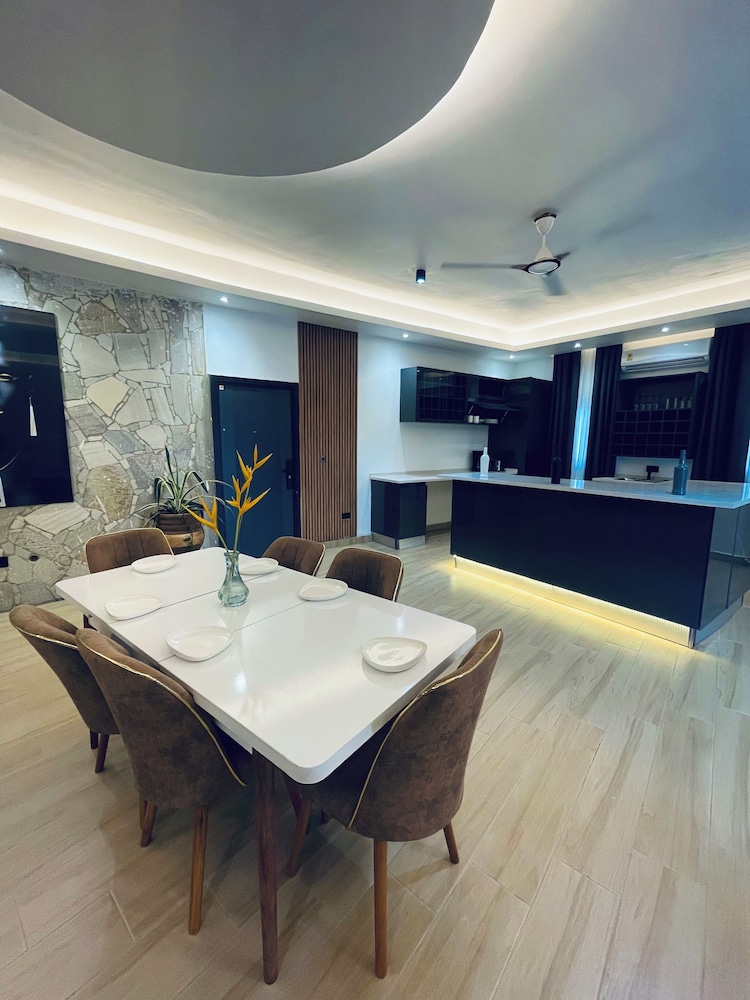 Platinum Blue Island Resort