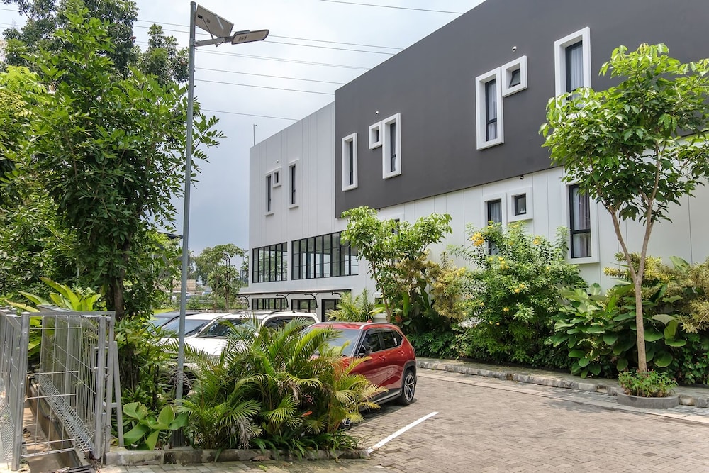 TwoSpaces Living at De Diana's Home