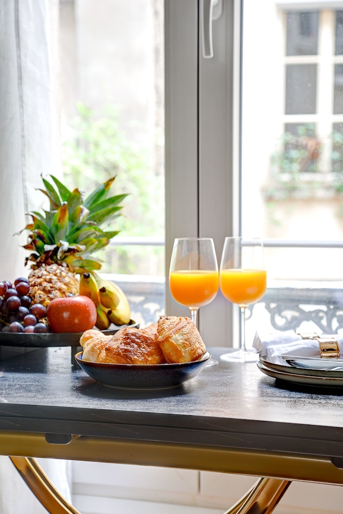 Elegant Studio Near Jardin du Luxembourg