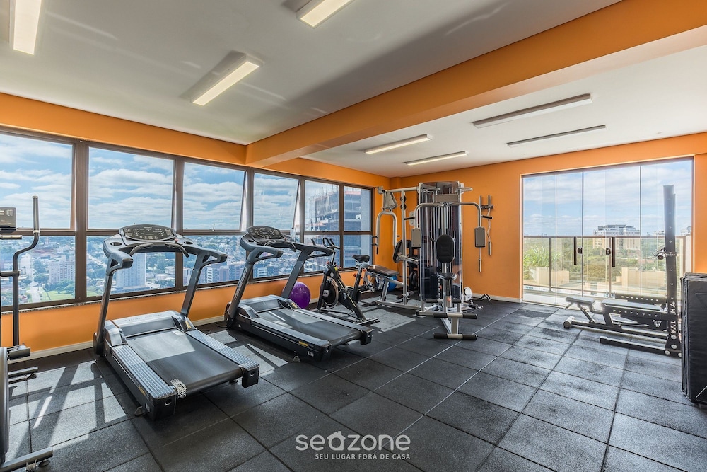 Studio in Condominium w/ Gym and Laundry Eco0304