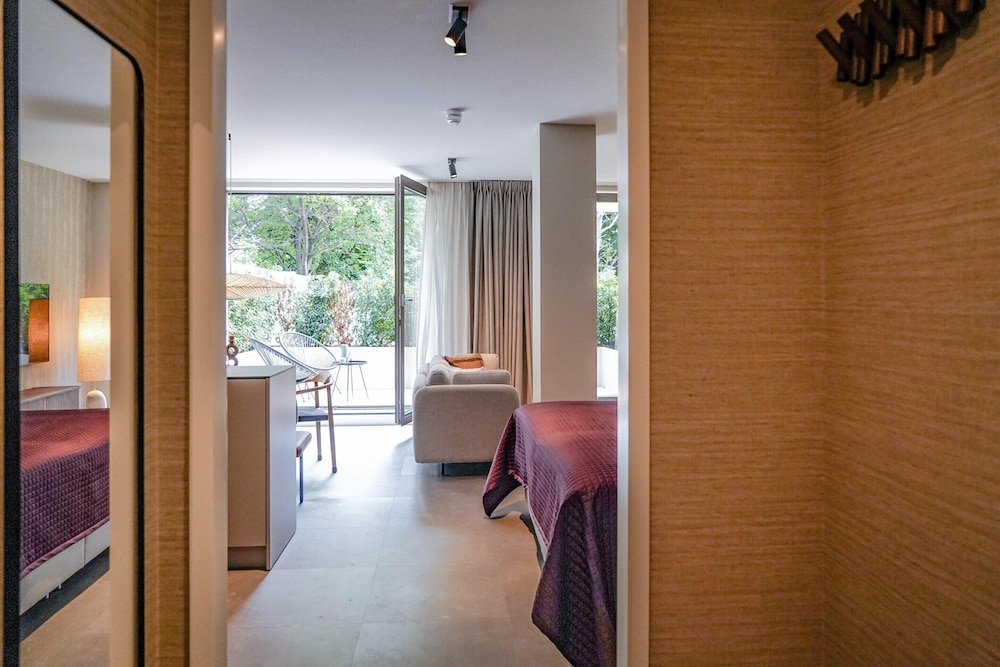 Sustainable Stay With Terrace
