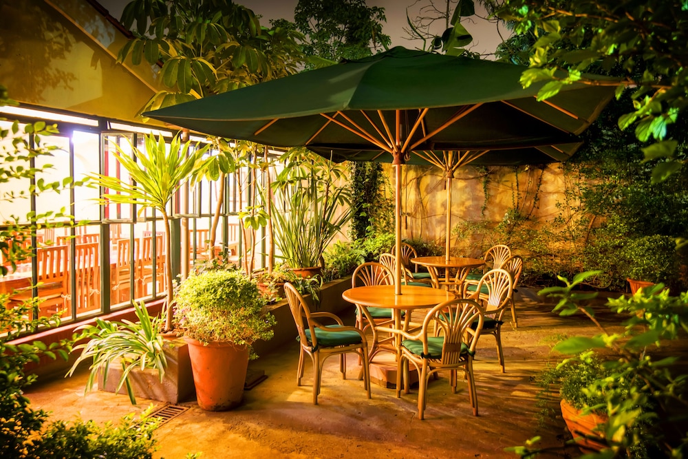 Leon Villas Guest House