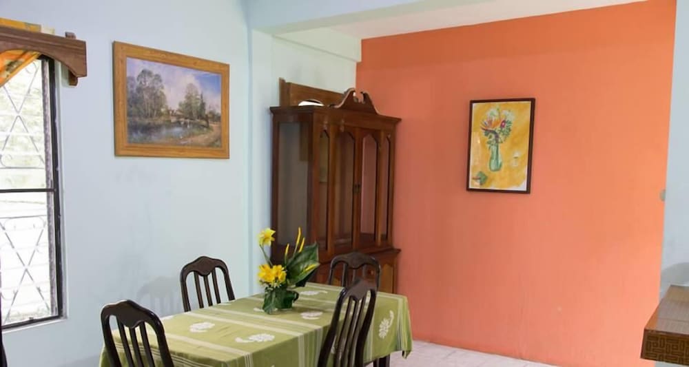 Belize Toucan Nest Hotel
