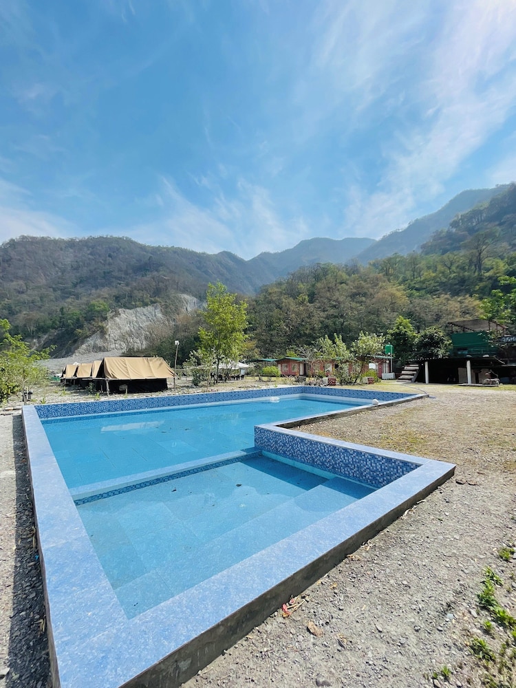 River Camp Cottages Rishikesh