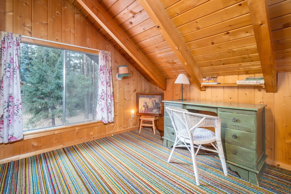 Bear Paw Lodge
