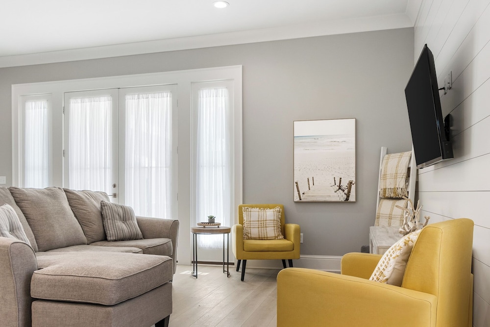 Sunshine Villa by Southern Vacation Rentals