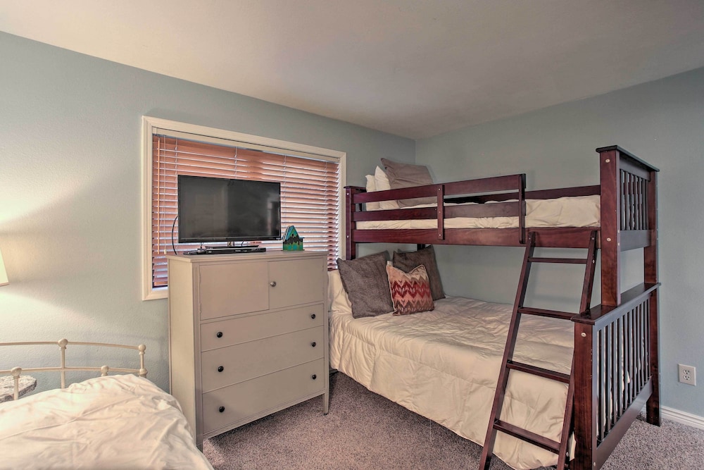 Renovated Avon Condo 5 Mins to Beaver Creek Resort - Property Image 28