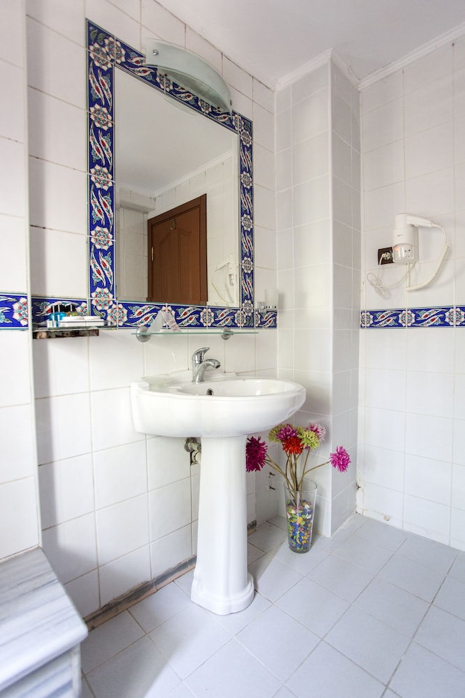 Bahçe Ev Oteli - Özel Sınıf - Image 85