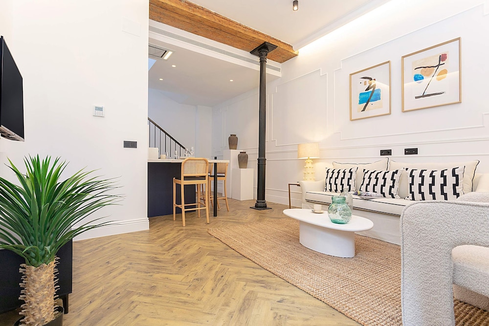 Exclusive Duplex in Seville Center Lagar II