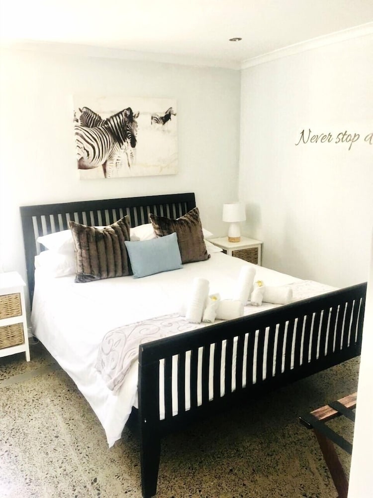 Abington Manor - Fish Hoek Guesthouse