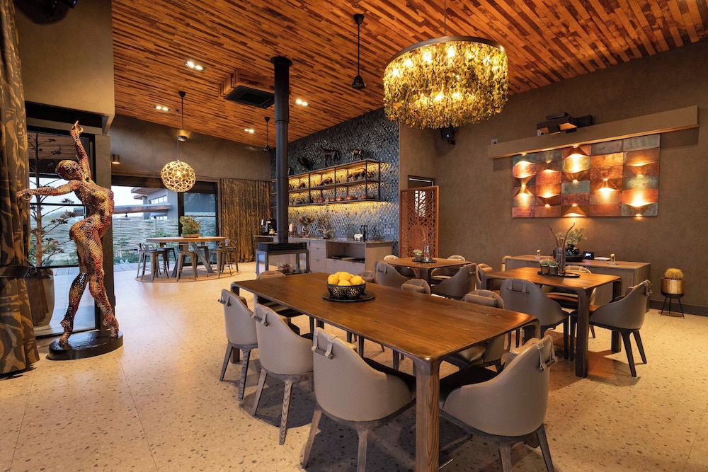Ximuwu Safari Lodge