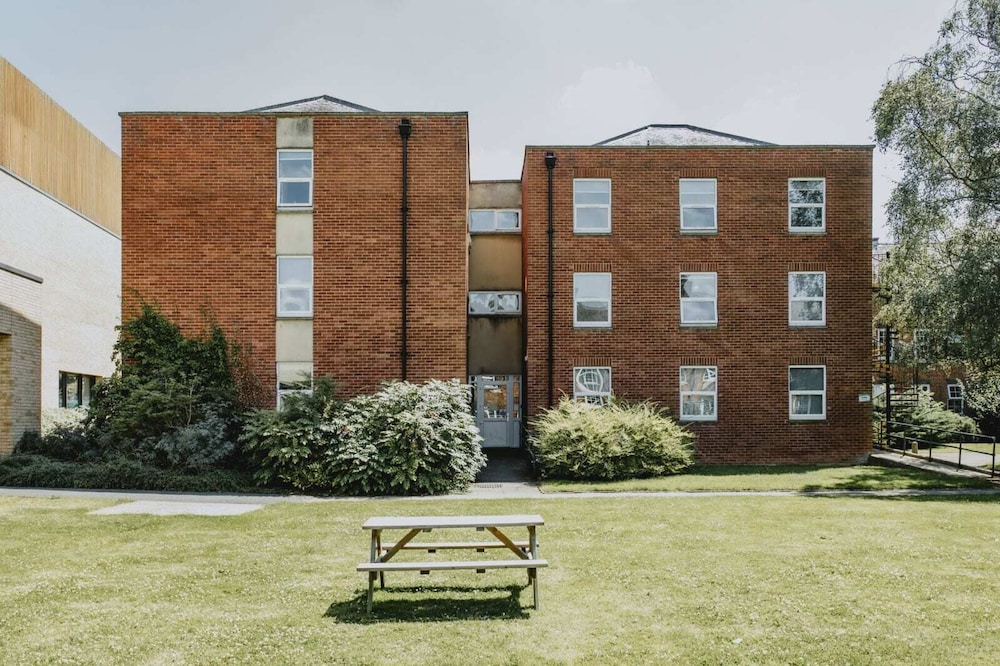Bonington Student Village