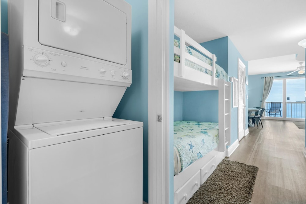 Calypso 2-807 West
