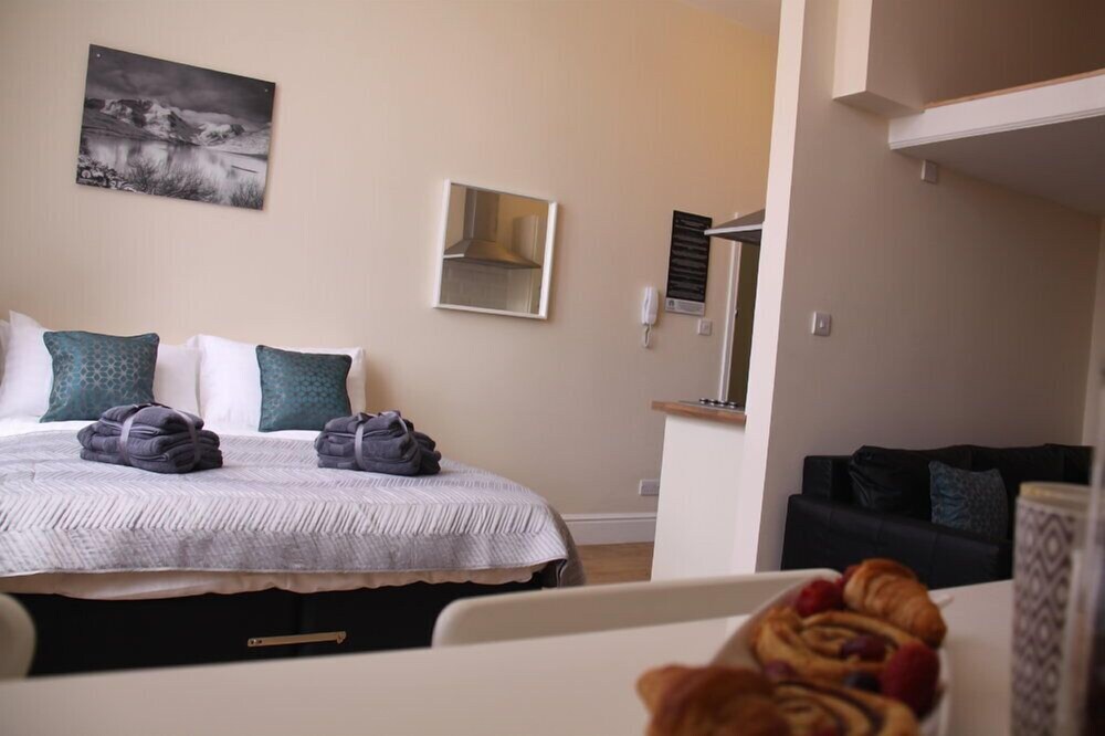 The Trafford St Petersgate view 5