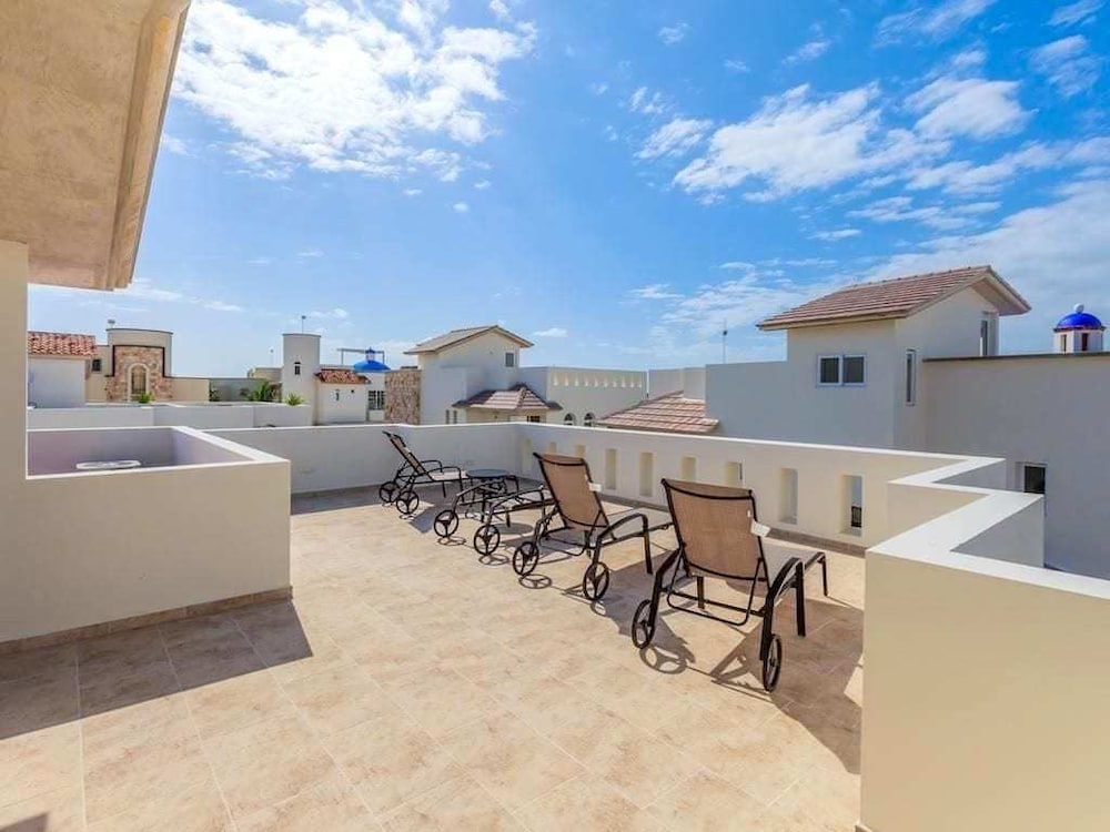 Casa Isla Bella by Skyrun