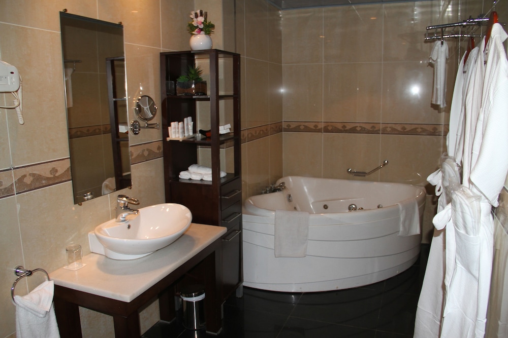 Bamako Vacations - Radisson Blu Hotel, Bamako - Property Image 9