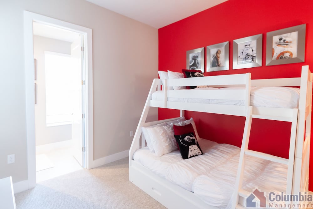 Summerville Vacation Homes by Columbia Management