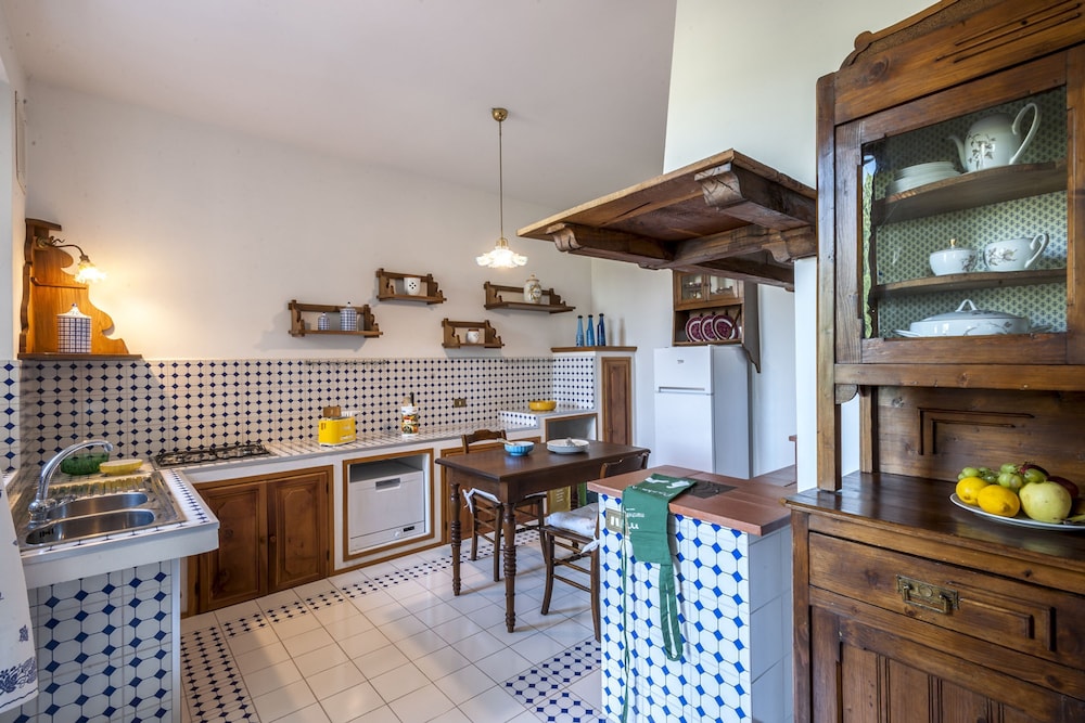 Villa Paola 10 by Marche Holiday Villas photo 5