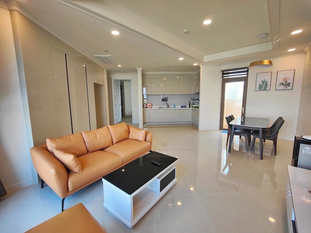Anstay Apartment in Starlake Daewoo Residence