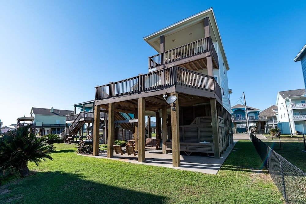 Deja View 3 Bedroom Home