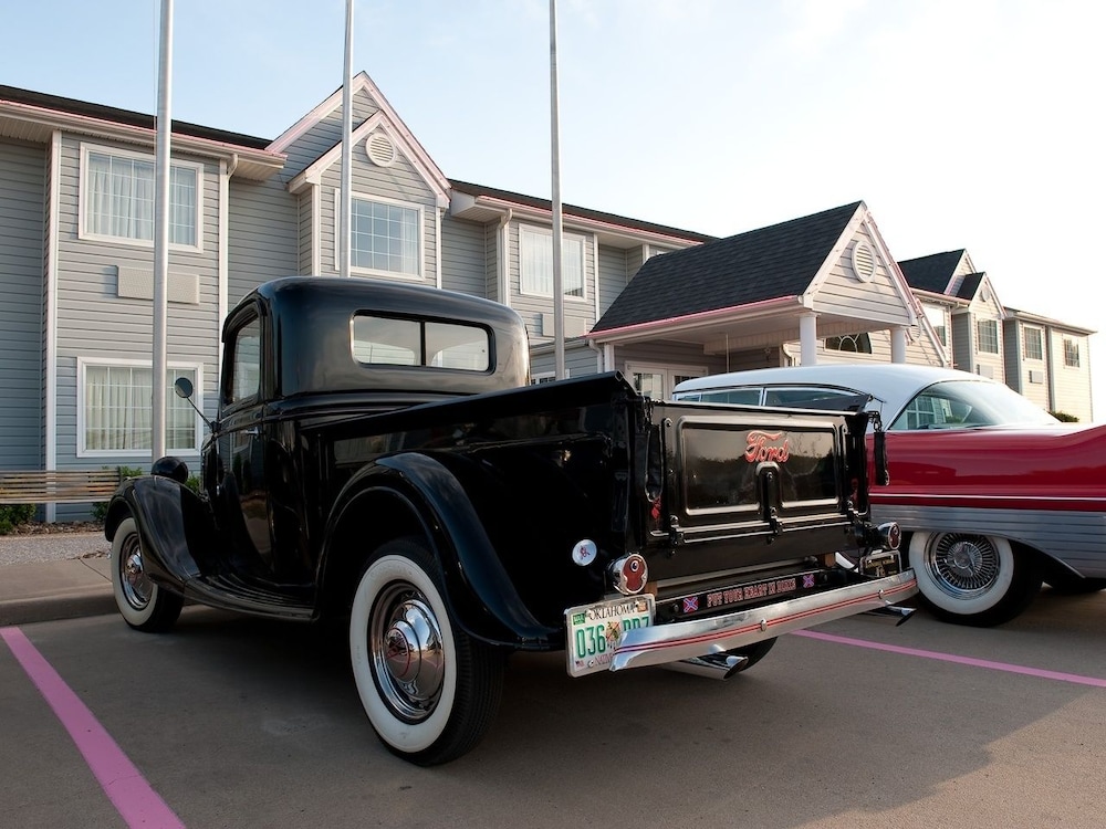 McAlester Vacations - Motel 6 McAlester, OK - South - Property Image 8
