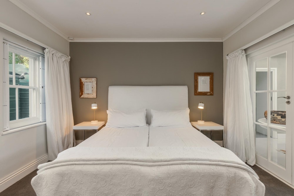 Incredible 6bed w Pool in Camps Bay Villa Galazzio
