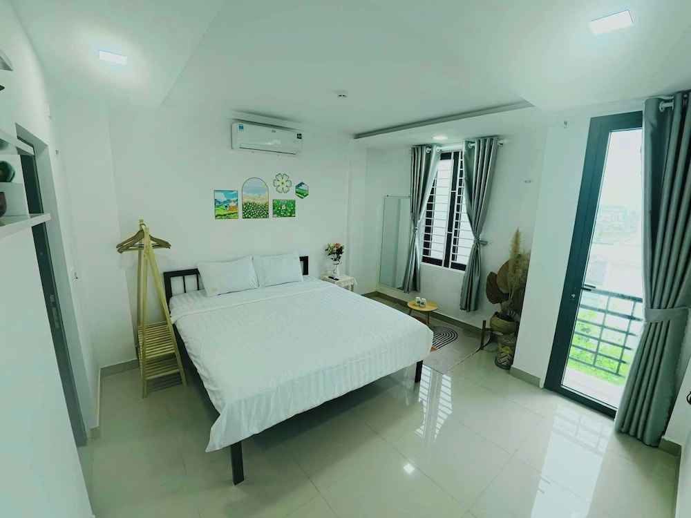 TORI HOMESTAY