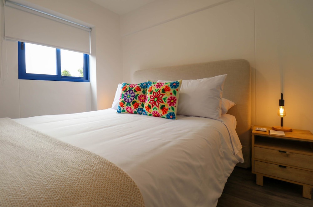 w Radiant 1BR w Perfect Balcony in Cusco