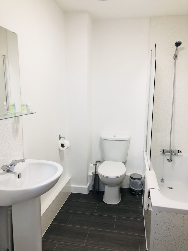 Leicester Vacations - Showcase Apartments - Highcross House Apart Hotel - Property Image 8