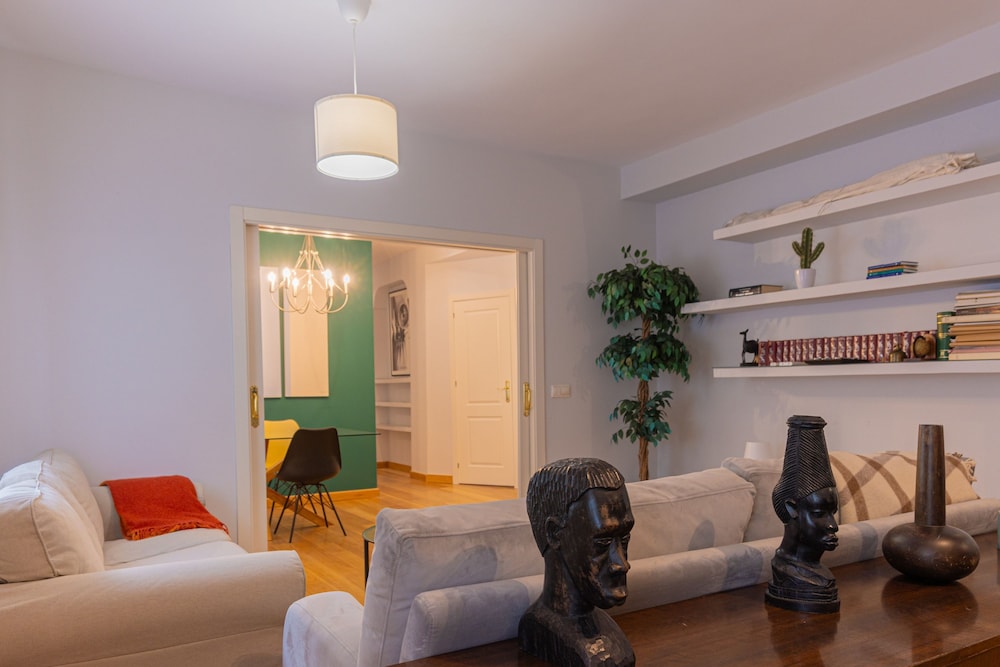 M Pdh520 Apartamento Amplio y Elegante en Paseo d