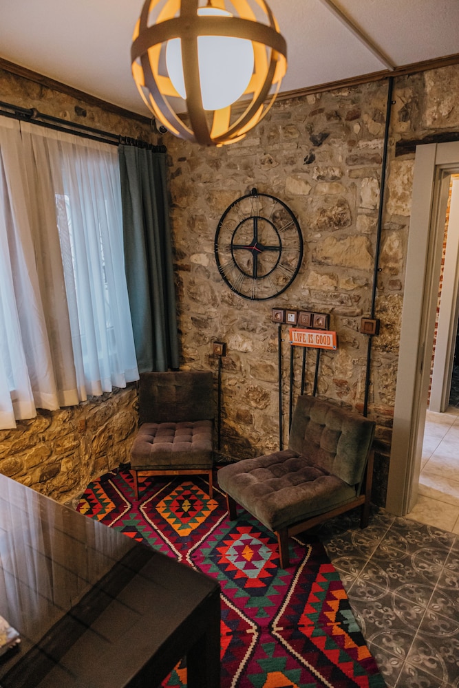 ALAZ URLA ROOMS